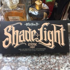 Kat Von D Shade + Light Cream Contour Palette